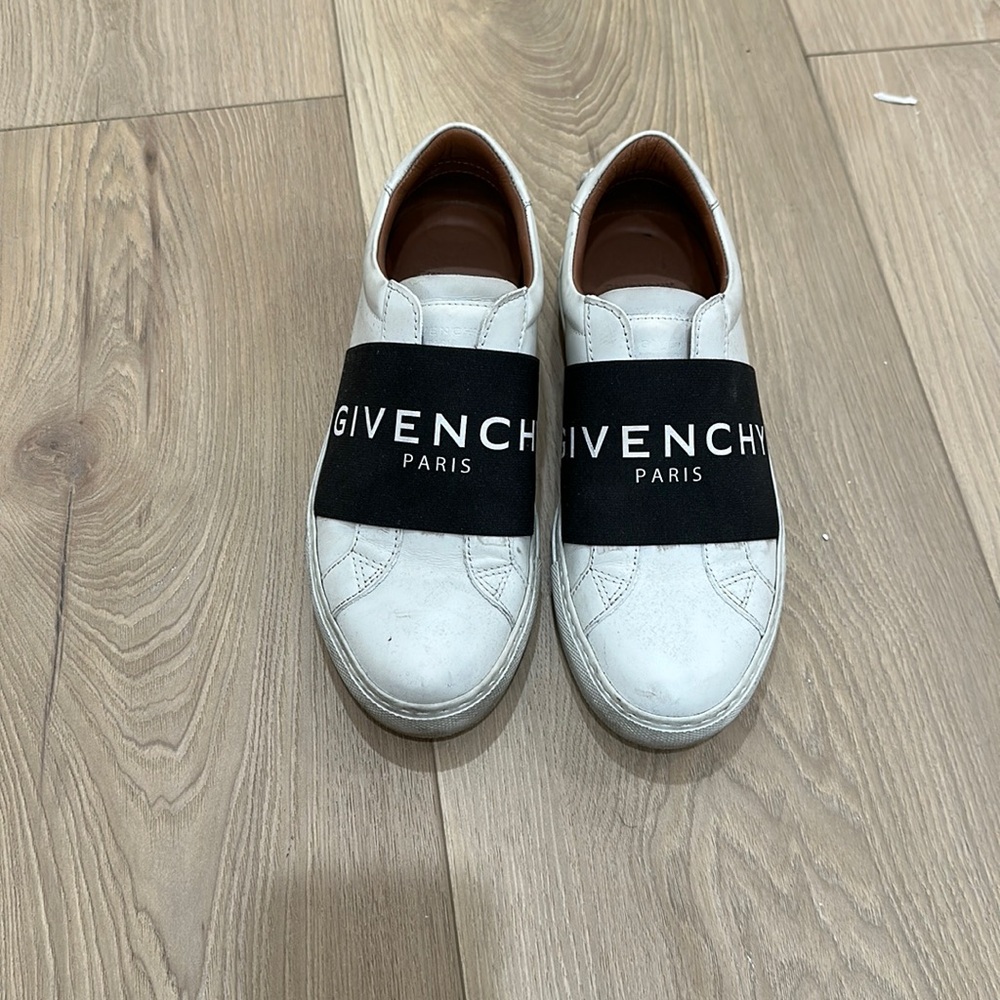 Givenchy sneakers size 35 1/2